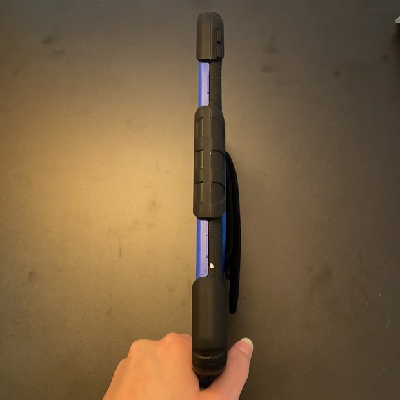 iPad Air 3 protective case - Picture 3 of 8